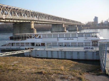 Dunaj a Starý most. 